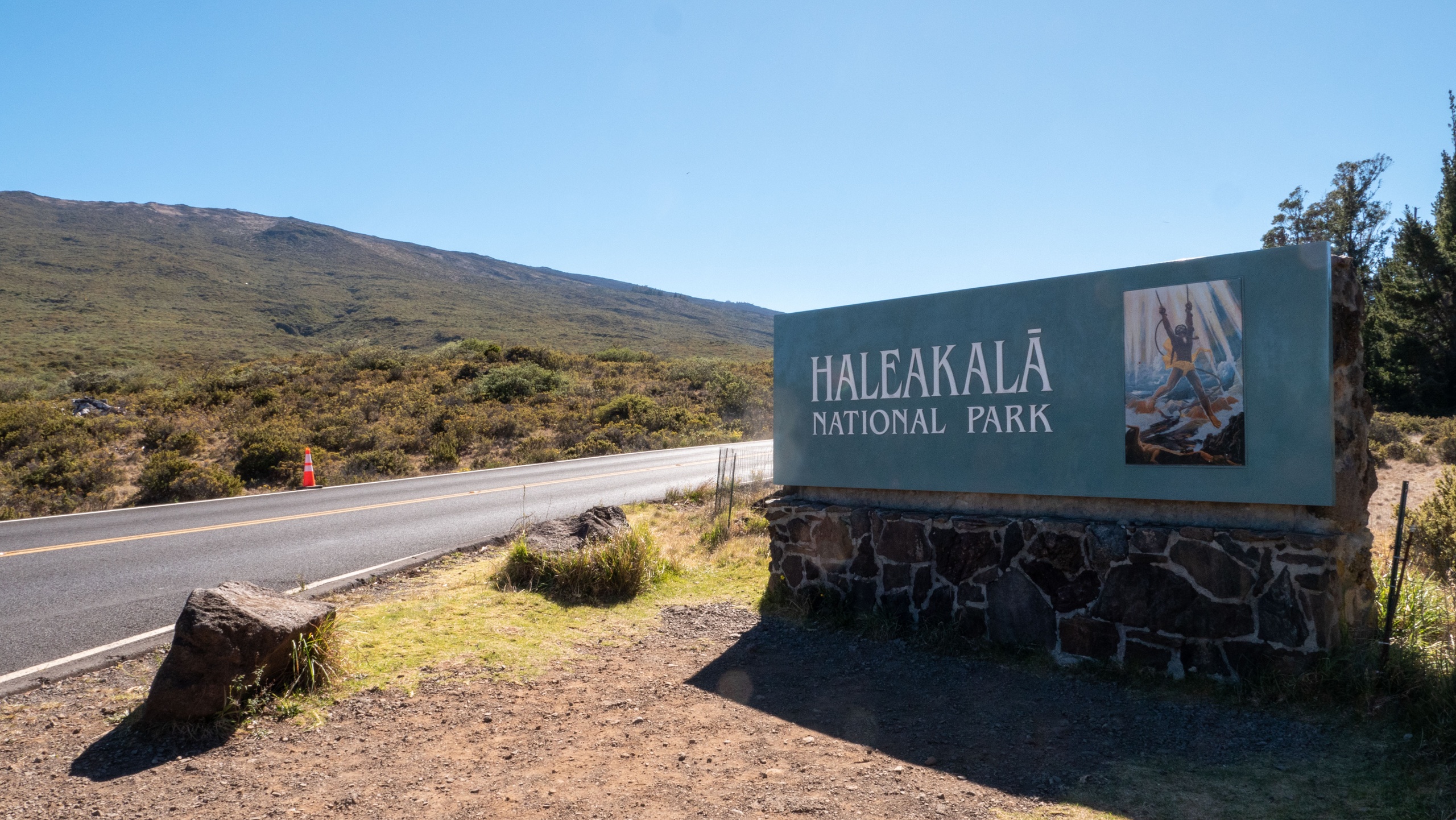 Pipiwai Trail & Haleakala Summit Deluxe Tour — Hawaii By Storm Tours, LLC