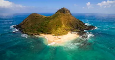 Mokulua (Twin) Islands Guided Kayak Tour from Kailua — Kailua Beach Adventures