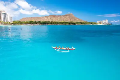 Waikiki Private Outrigger Canoe Charter (1 Hour, up to 6) — Waikiki Beach Services